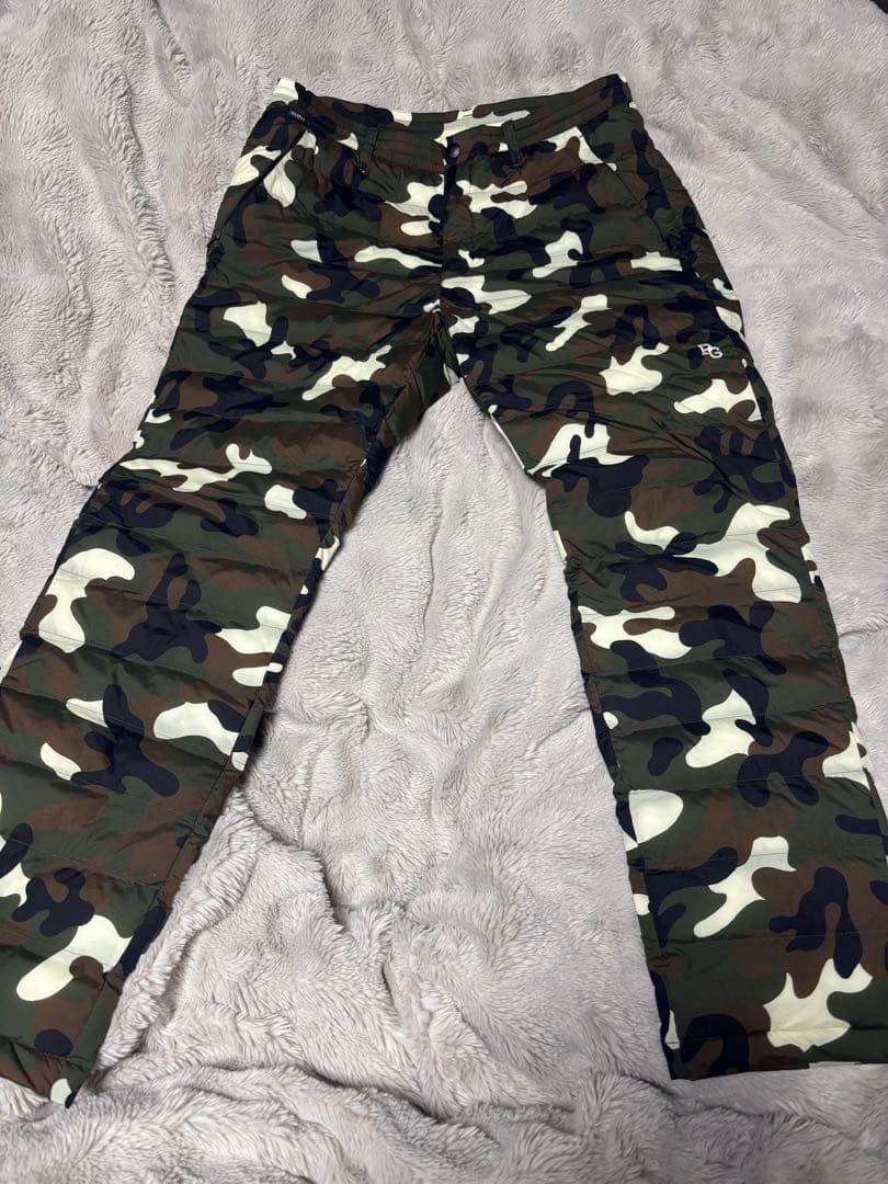 サイズ6 パーリーゲイツ ダウンパンツ 極美品 中綿 ダウン 迷彩 カモ柄