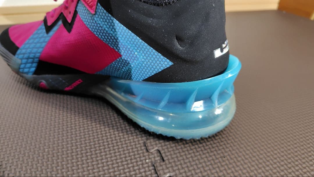 NIKE LEBRON 18 LOW 29cm レブロン18 ロー