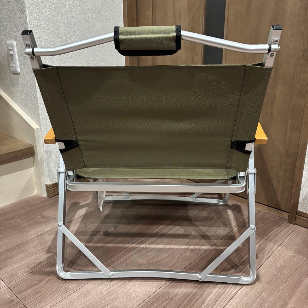 美品✨　Coleman コンパクトフォールディングチェア　レッド&オリーブ　2脚