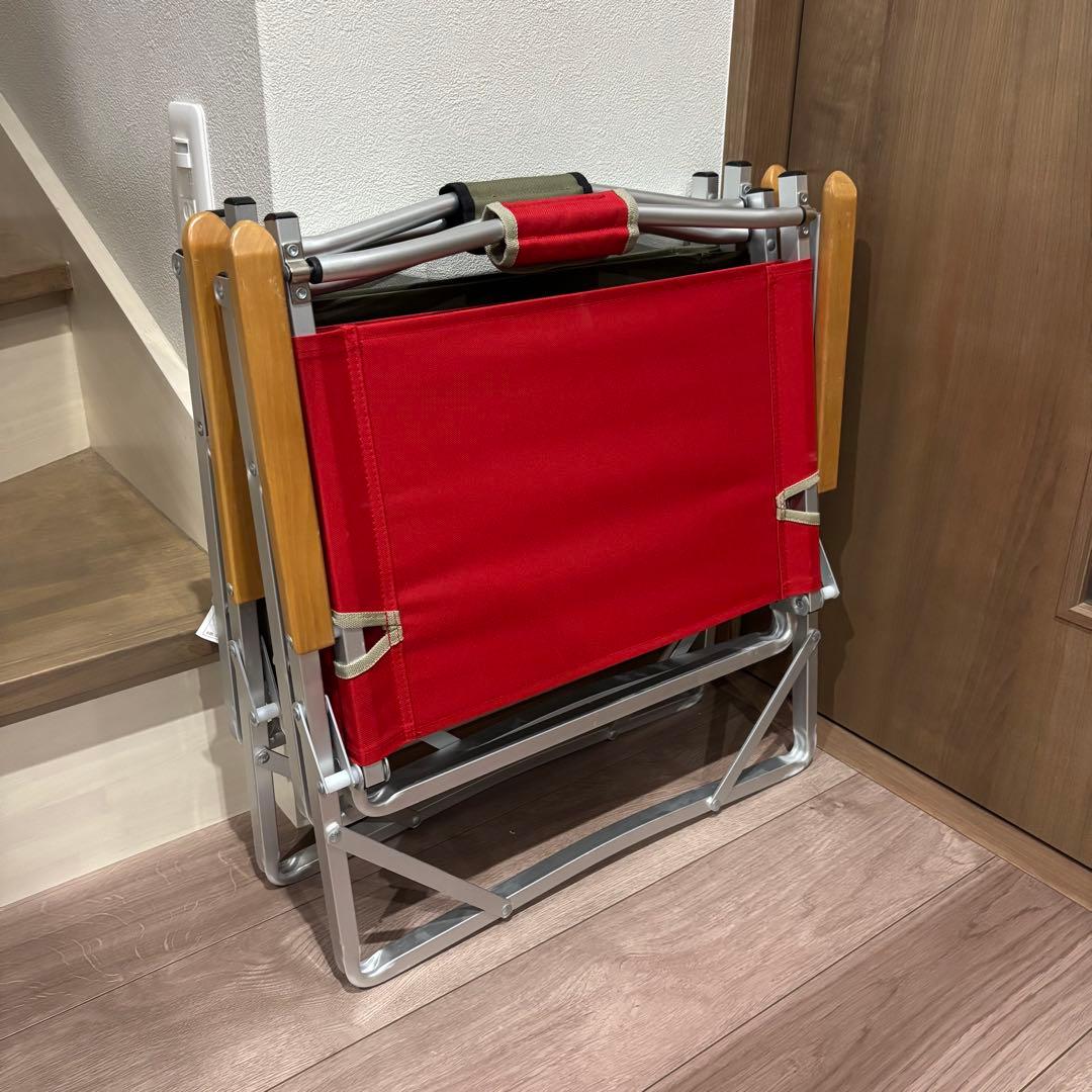 美品✨　Coleman コンパクトフォールディングチェア　レッド&オリーブ　2脚