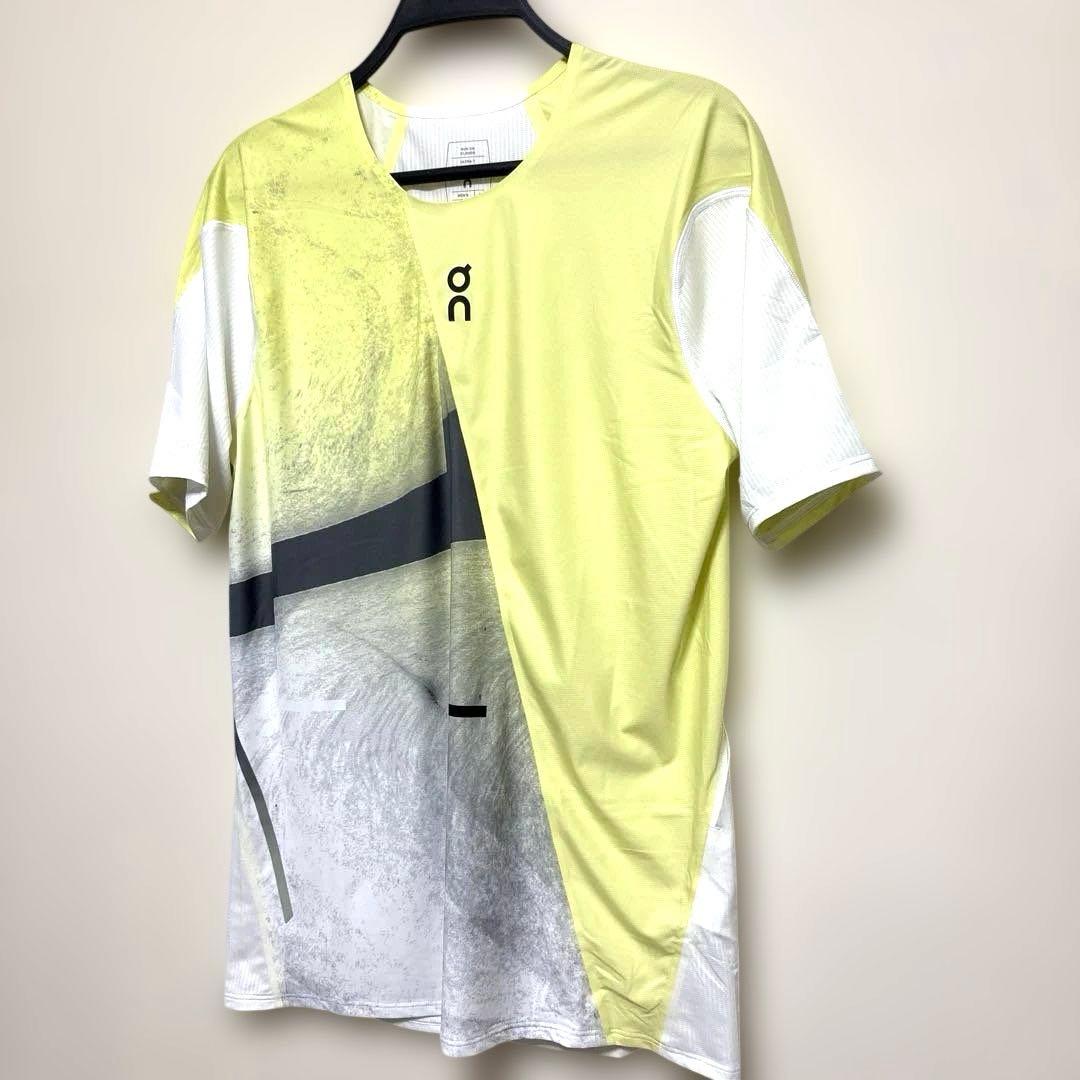 on オン　ULTRA ウルトラ　tシャツ ランニング　マラソン　トレーニング