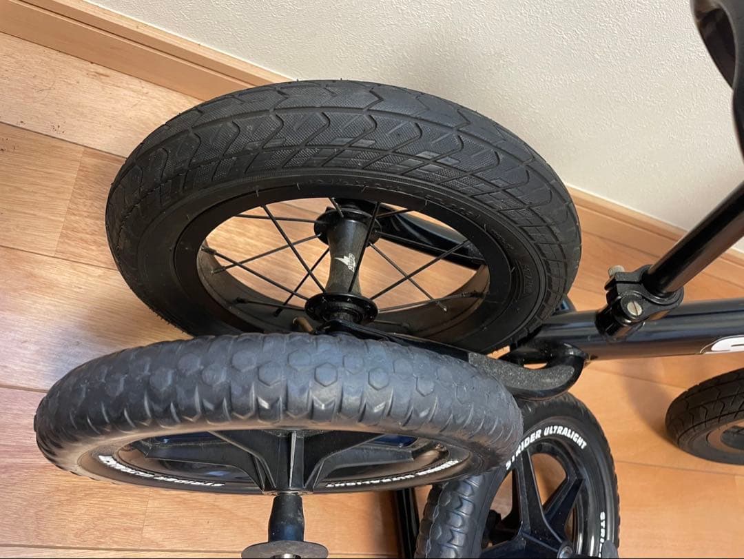※値下げしました ◾️ストライダー 12㌅　※横滑りし難い替えゴムタイヤ付き