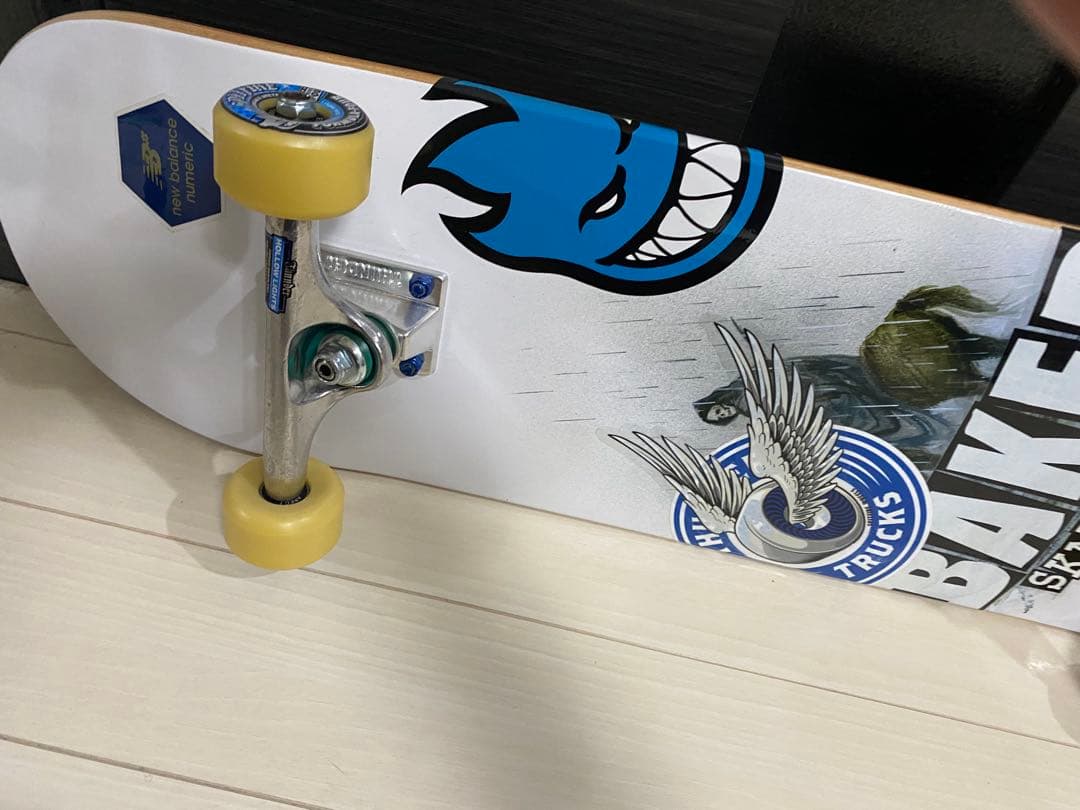 BAKER スケートボード