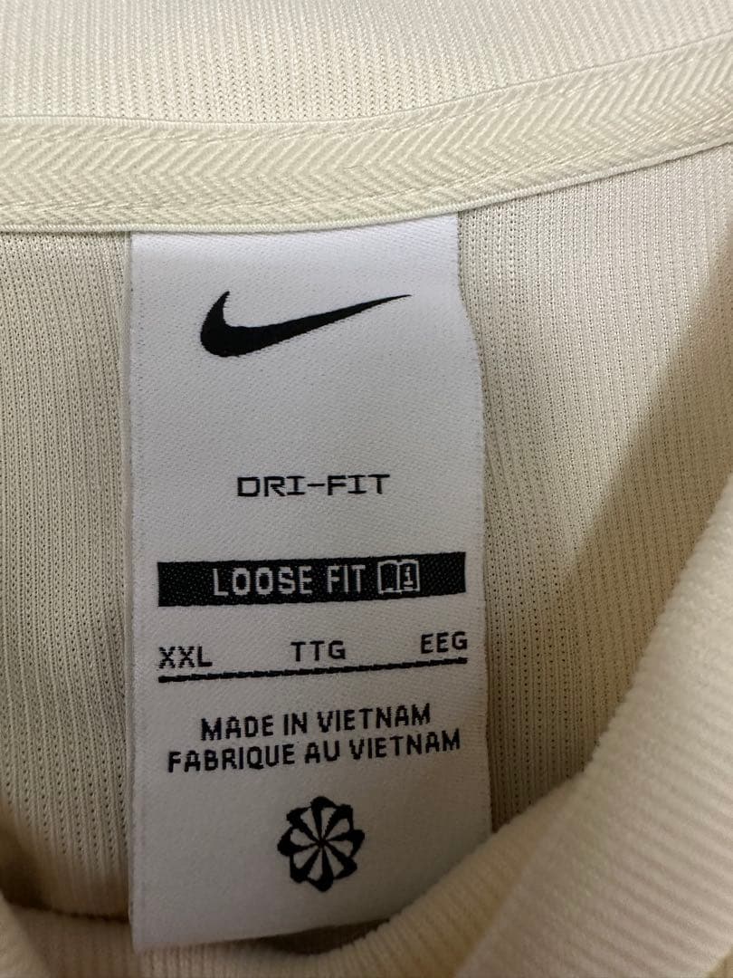 Nike リバプール x エアマックス ロングスリーブシャツ 2XL