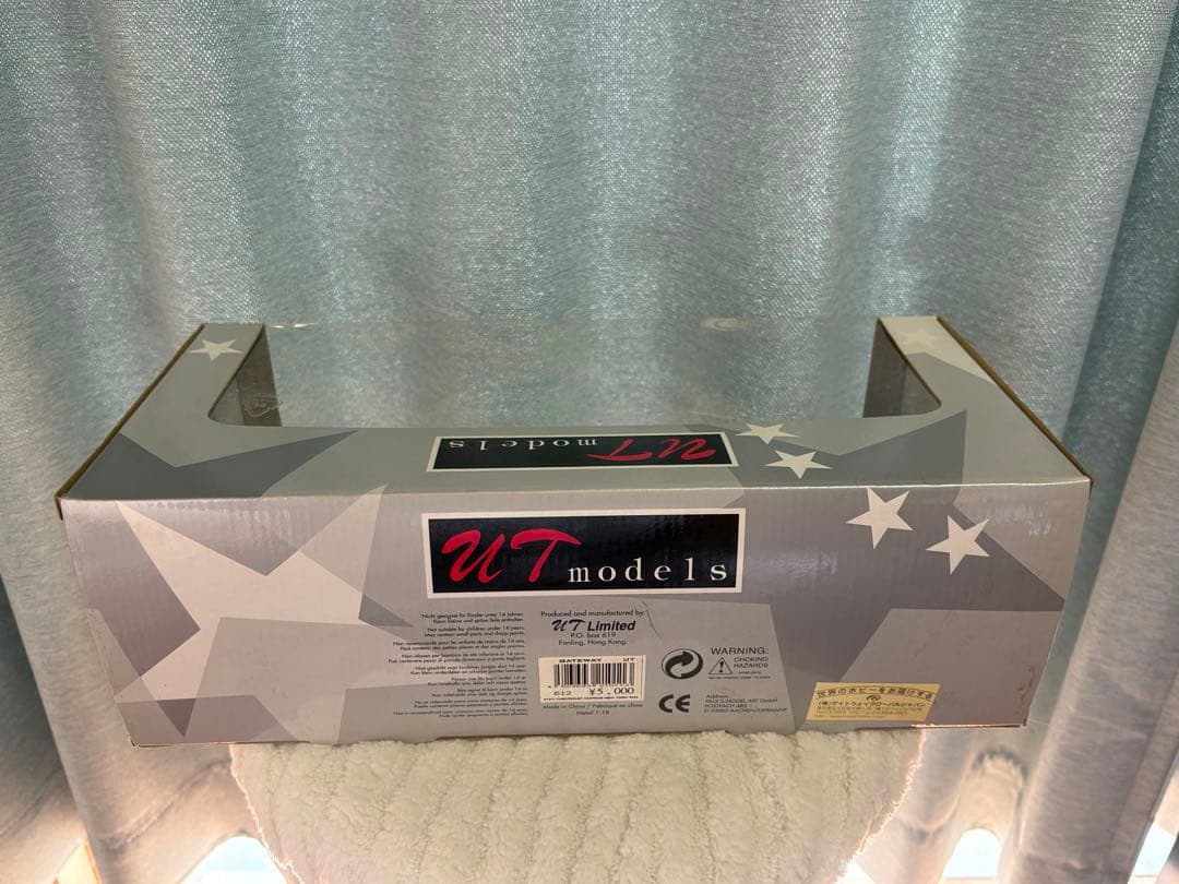 UT models 1/18 シボレー カプリス NYC タクシー 未開封