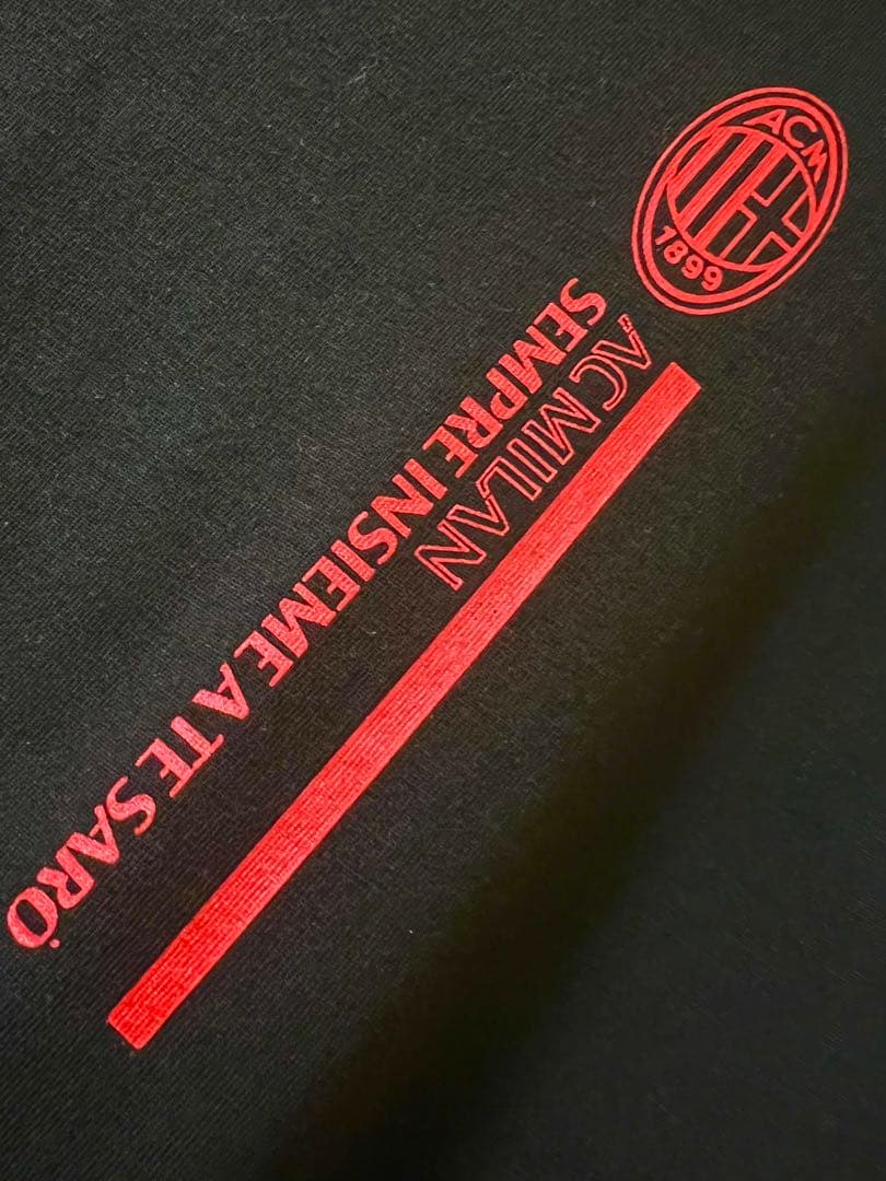 PUMA ブラック Vネックシャツ Mロゴ ( AC - MILAN )