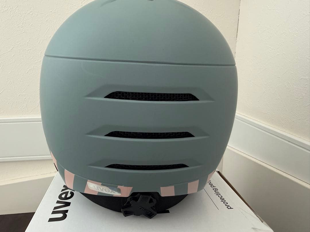 UVEX 54-58 M ウベックス スキー スノーボード ヘルメット バイザー