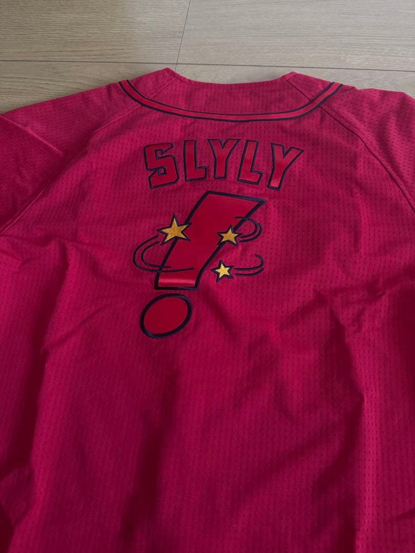 広島カープ SLYLY 半袖ユニフォーム Mサイズ ビジター