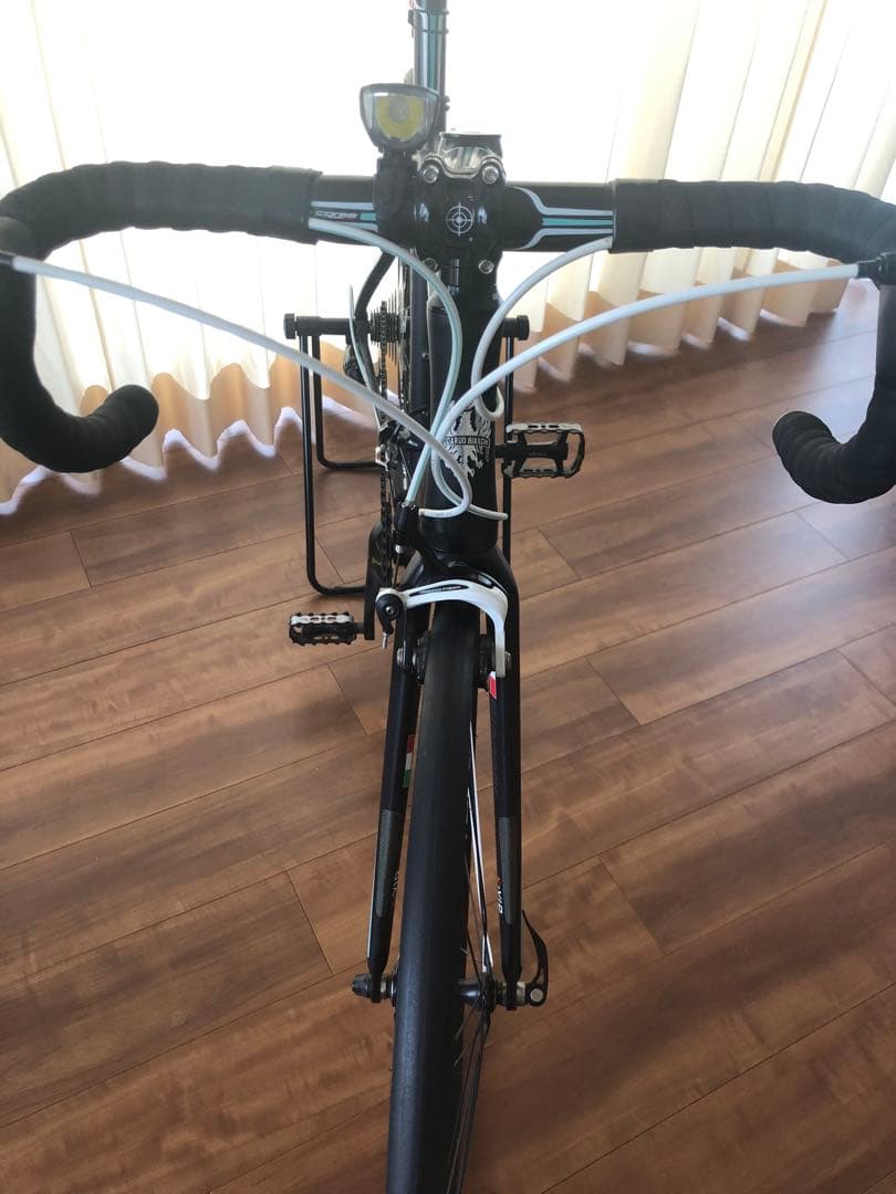 ロードバイクBIANCHI ニローネおまけ付き