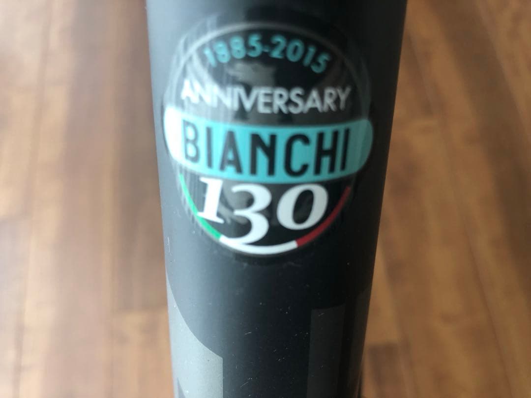 ロードバイクBIANCHI ニローネおまけ付き