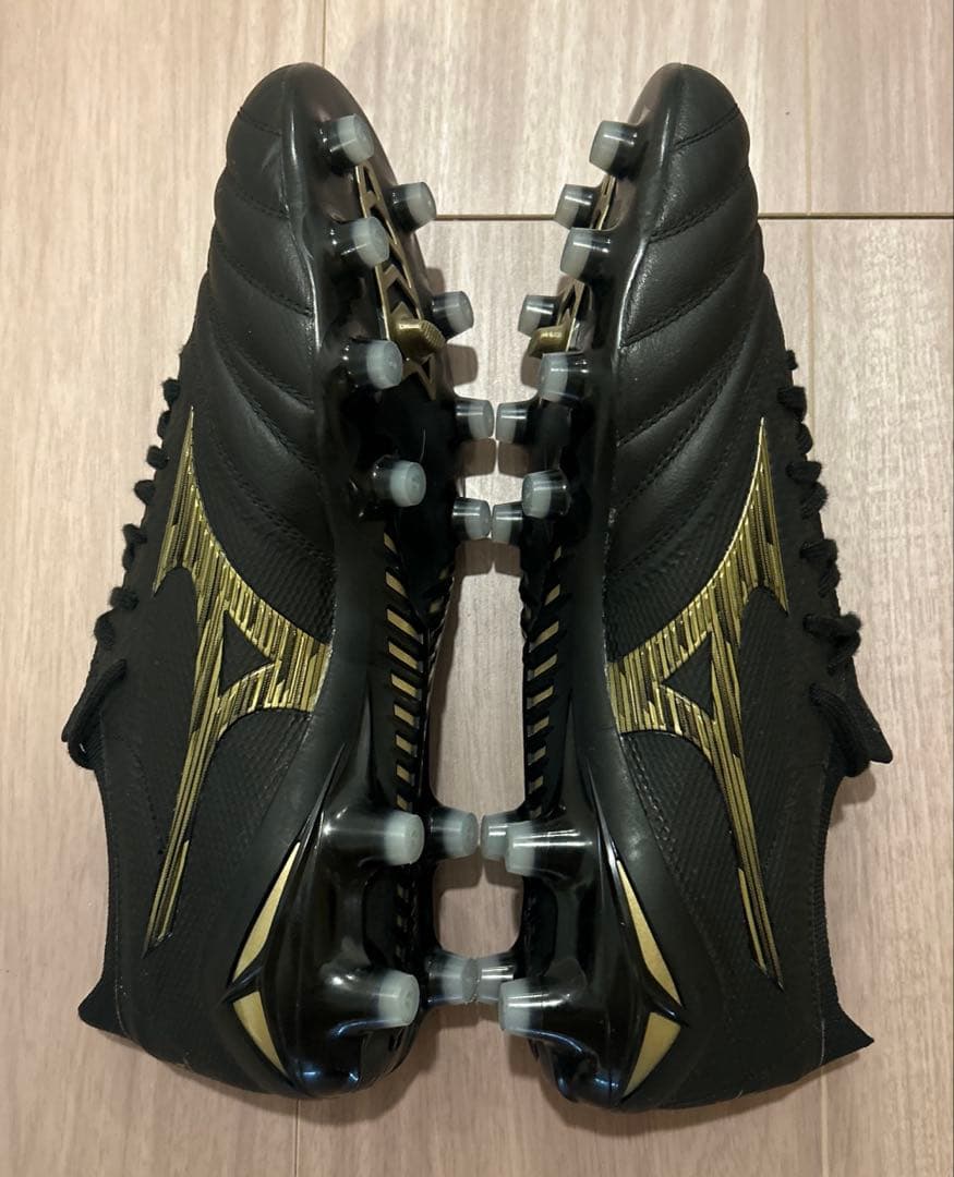 【ほぼ新品】MIZUNO MORELIA NEOⅣ β JAPAN ミズノ 黒金
