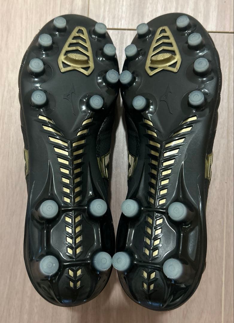 【ほぼ新品】MIZUNO MORELIA NEOⅣ β JAPAN ミズノ 黒金
