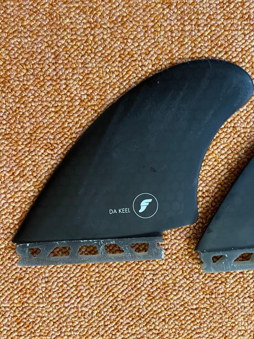 FUTURES フューチャー　DA KEEL ダキール　サーフィン フィン