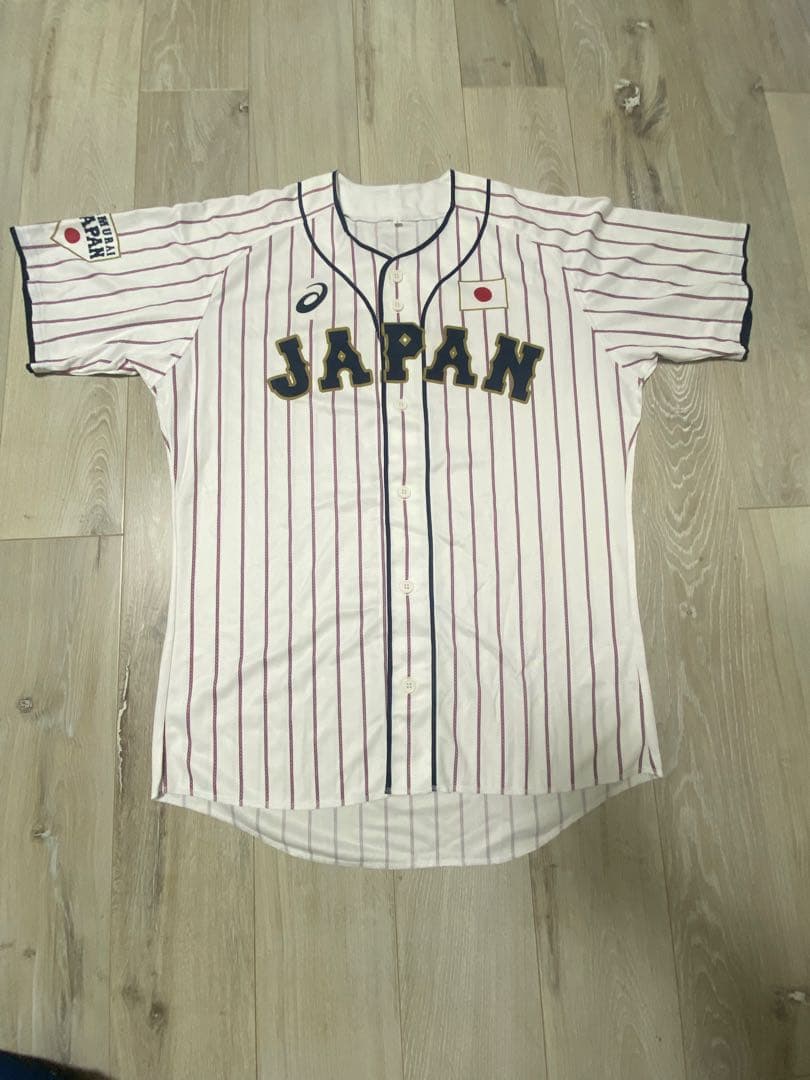 野球　日本代表侍JAPAN ユニフォーム2枚とメガホンセット