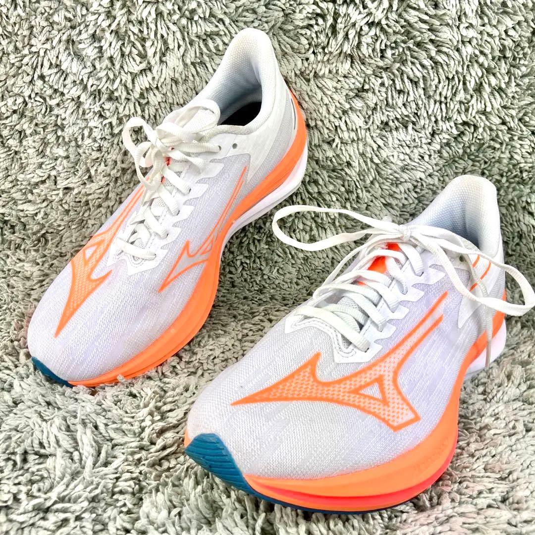 ✨極美品✨ミズノ　ランニングシューズ　ウエーブリベリオンソニック