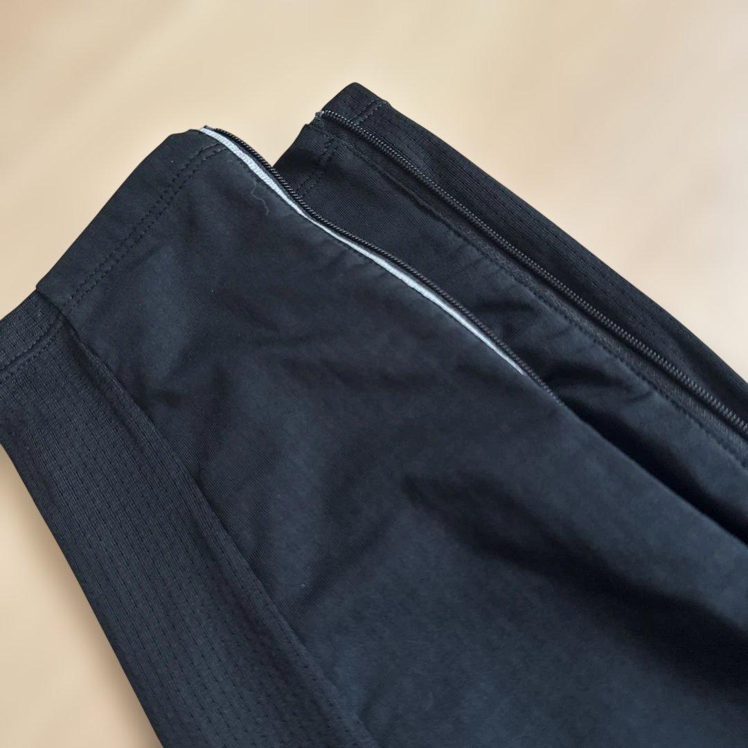 ナイキ スウィフト Dri-FIT 黒 S