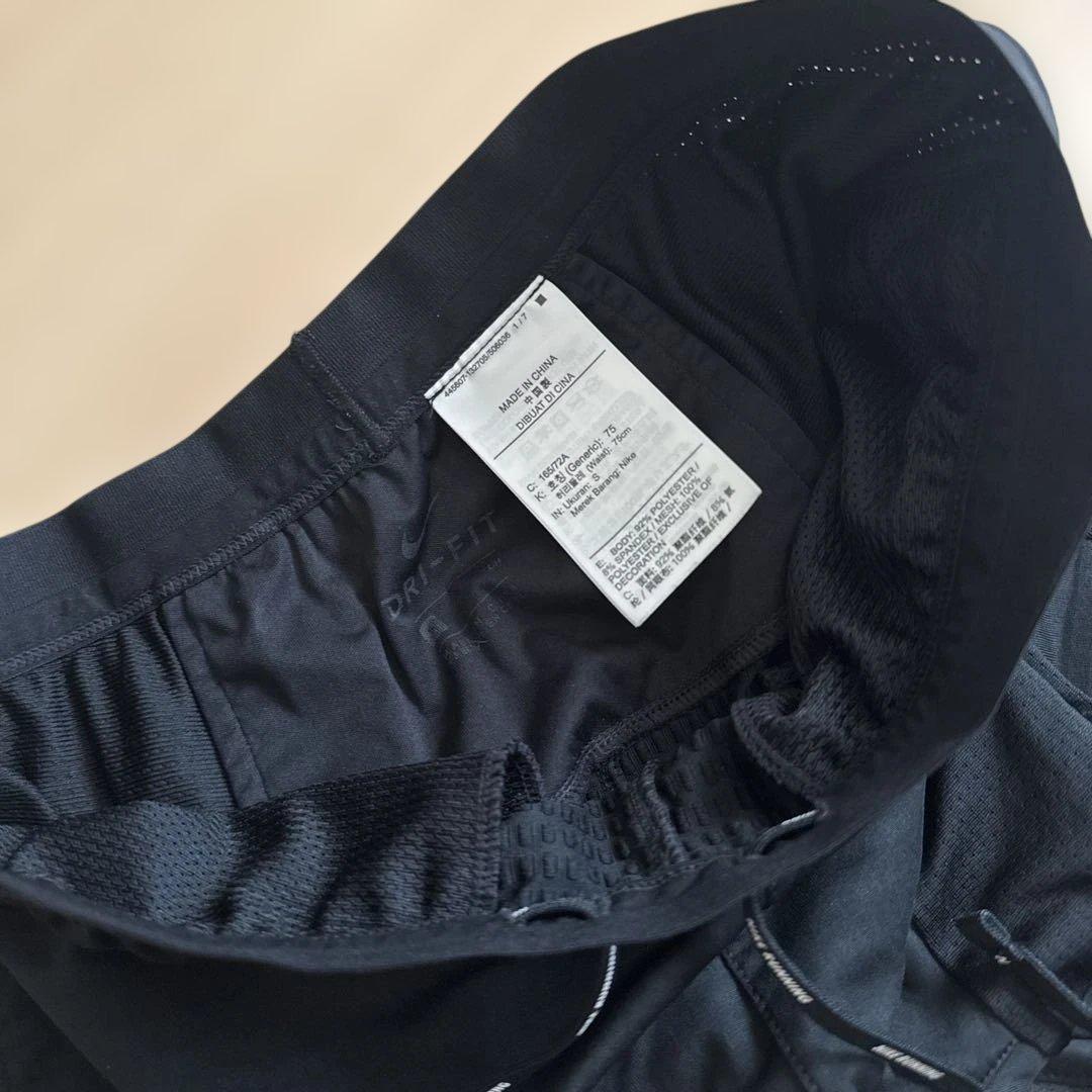 ナイキ スウィフト Dri-FIT 黒 S