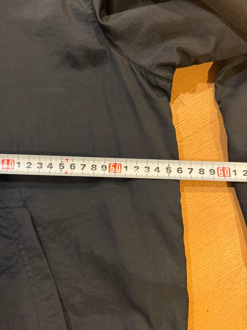 Nike ウィンドブレーカーとジョガーパンツセット