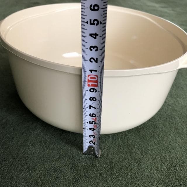 Tupperware 保存容器3個セット(レンジ使用可能)+ふた2個