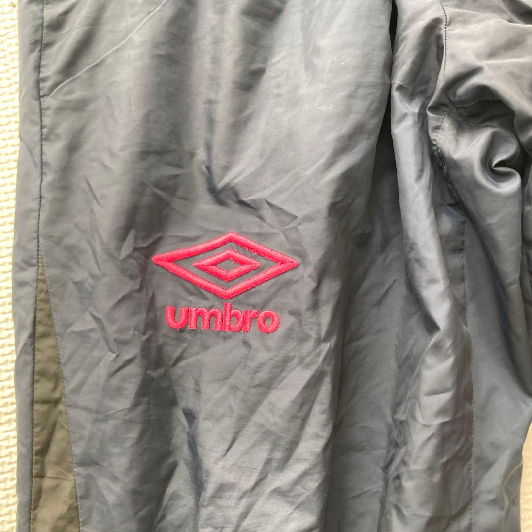umbro ウィンドブレーカー 上下　黒/青/ピンク/緑