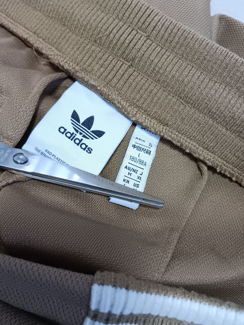 adidas IB3437 ワイドレッグ トラックパンツ XL 美品