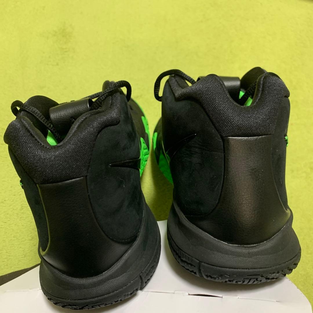 Kyrie 4 Halloween グローバルラスト