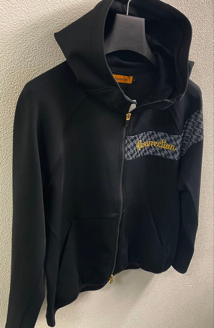 レザレクション　新品　Lサイズ クロ　パーカー