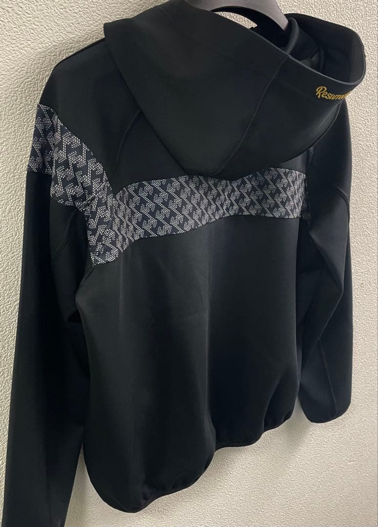 レザレクション　新品　Lサイズ クロ　パーカー