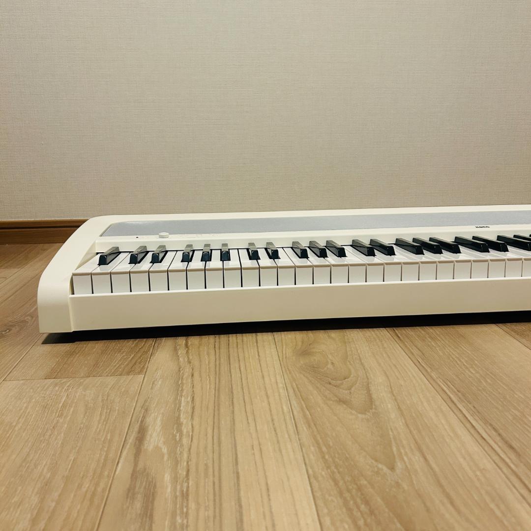 KORG 電子ピアノ B2 ホワイト 88鍵盤 ペダル・譜面立て付属