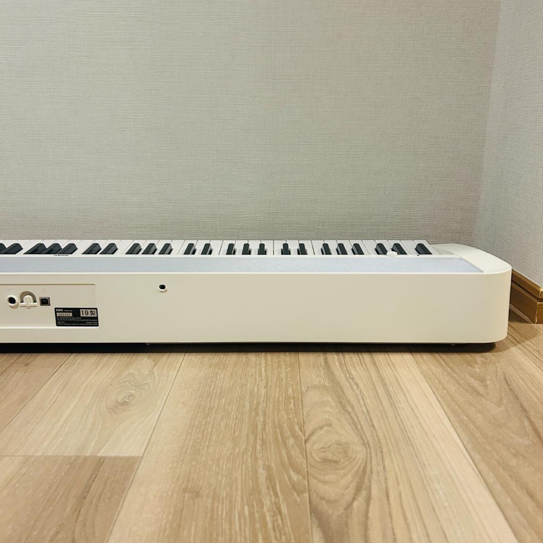 KORG 電子ピアノ B2 ホワイト 88鍵盤 ペダル・譜面立て付属