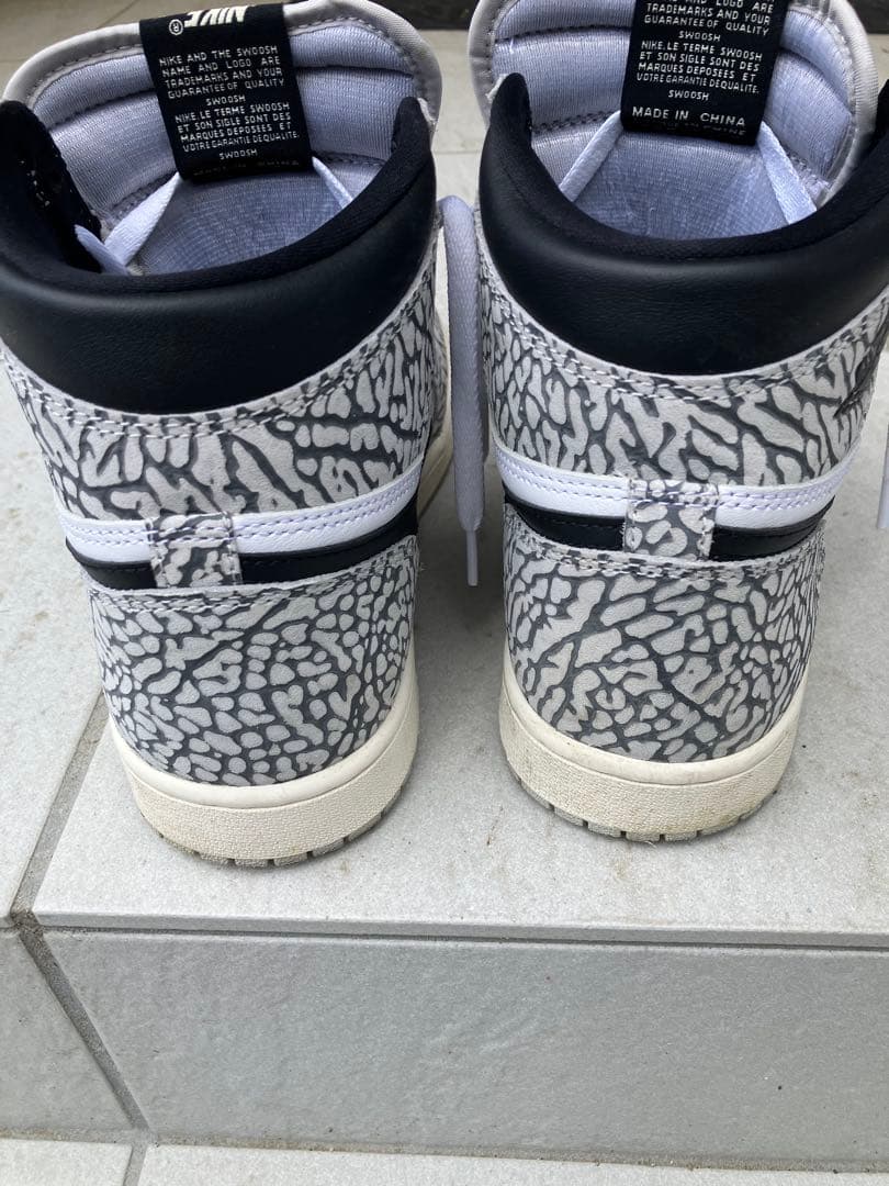 Nike Air Jordan 1 エレファントプリント
