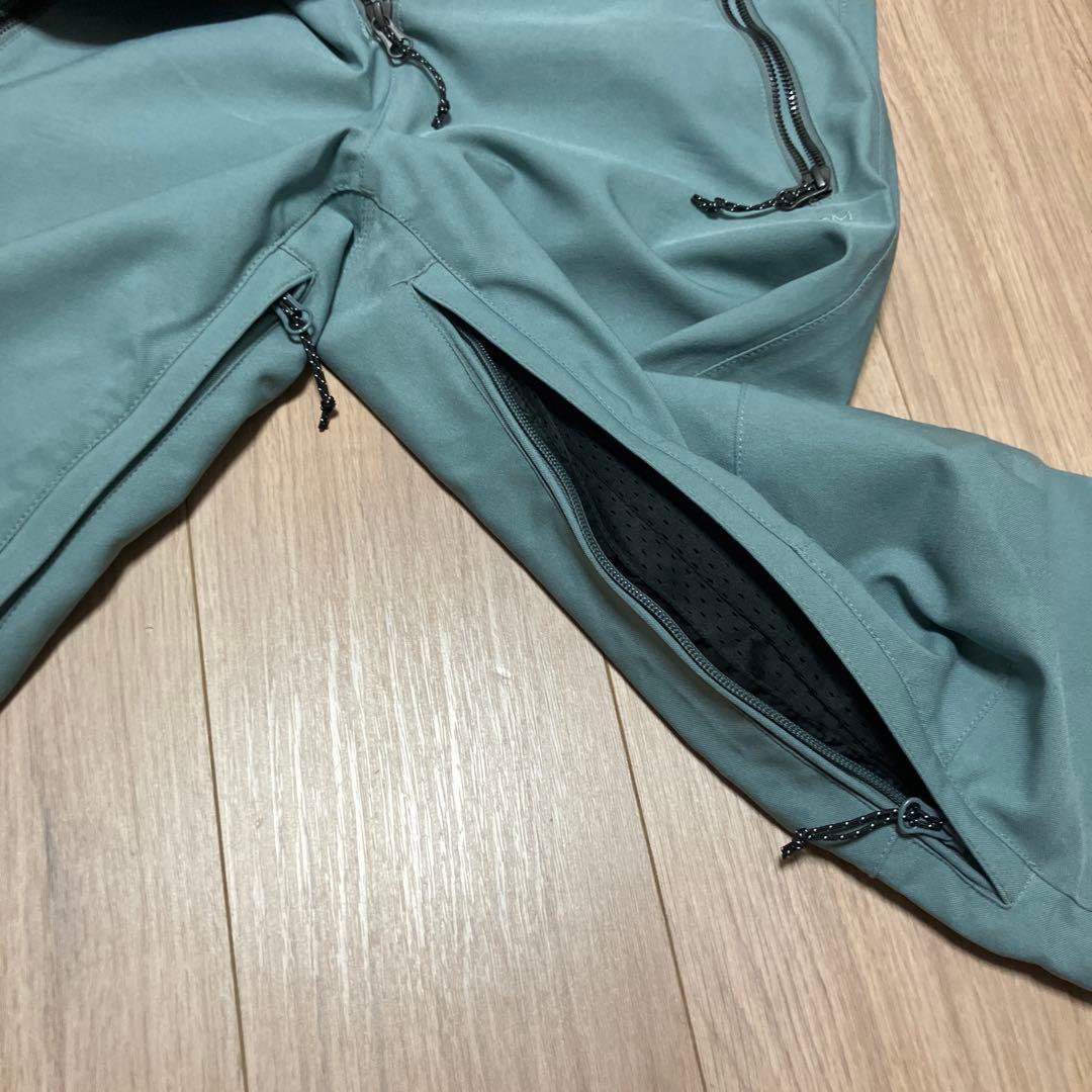 VOLCOM 女性用スノーボードオーバーオール M グレー