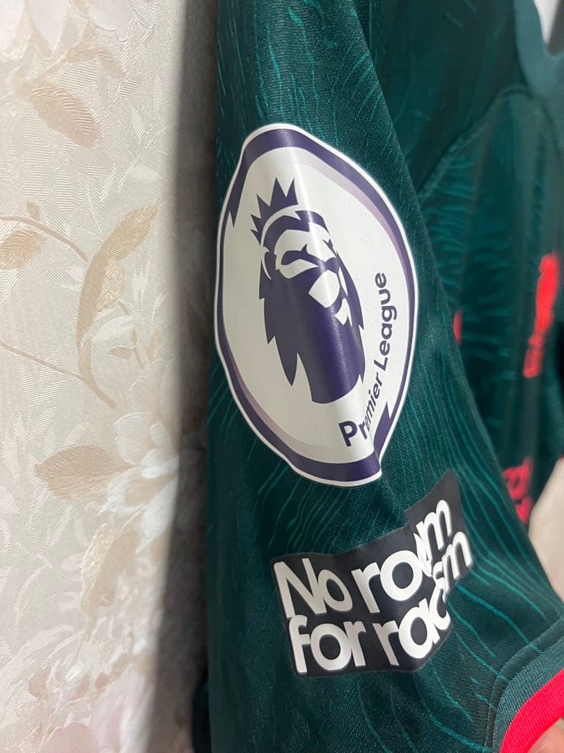 Liverpool 3rd ユニフォーム　チアゴ　アルカンタラ
