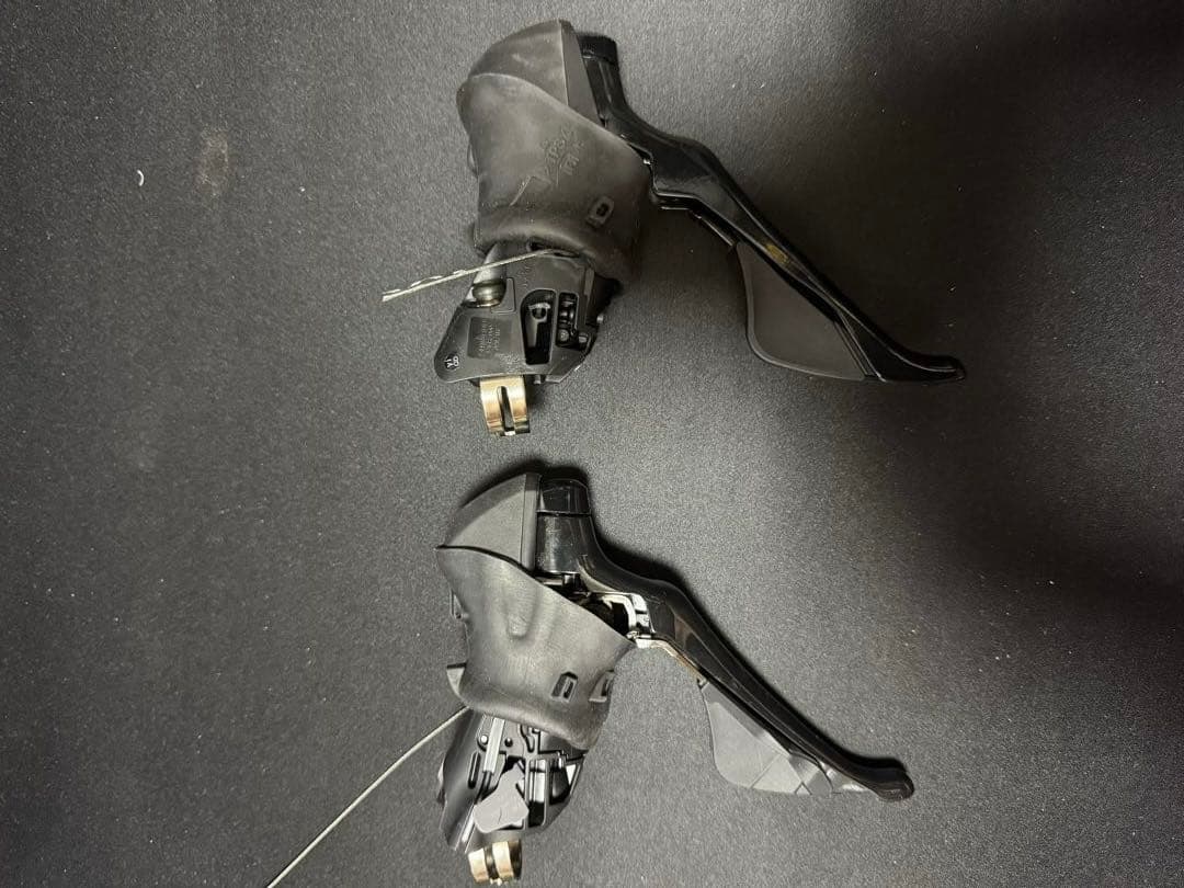 Shimano 105 R7000 リム機械式コンポ