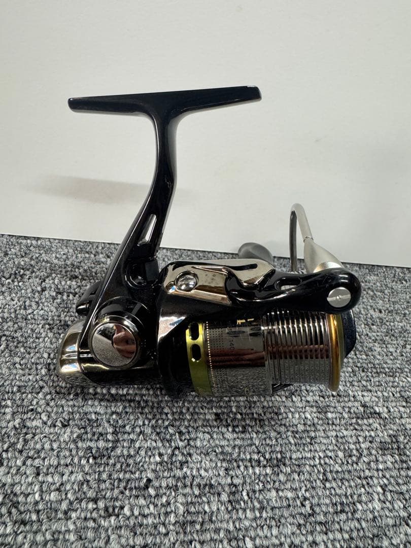 【良品】ダイワ 月下美人 2004 スピニングリール 淡水のみ使用