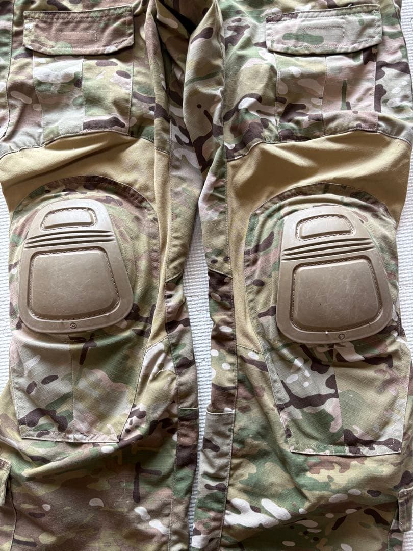 実物　CRYE PRECISION コンバットシャツ、パンツセット