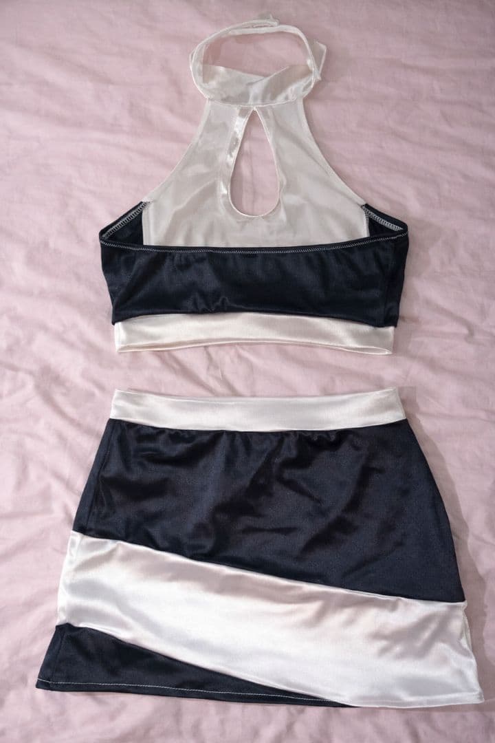 と*よ様 ソフトバンク　スマホ　コンパニオン　キャンギャル　衣装　制服　ミニスカ