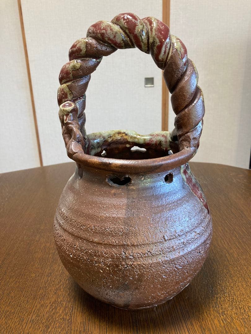 信楽焼　花瓶　桐箱付き