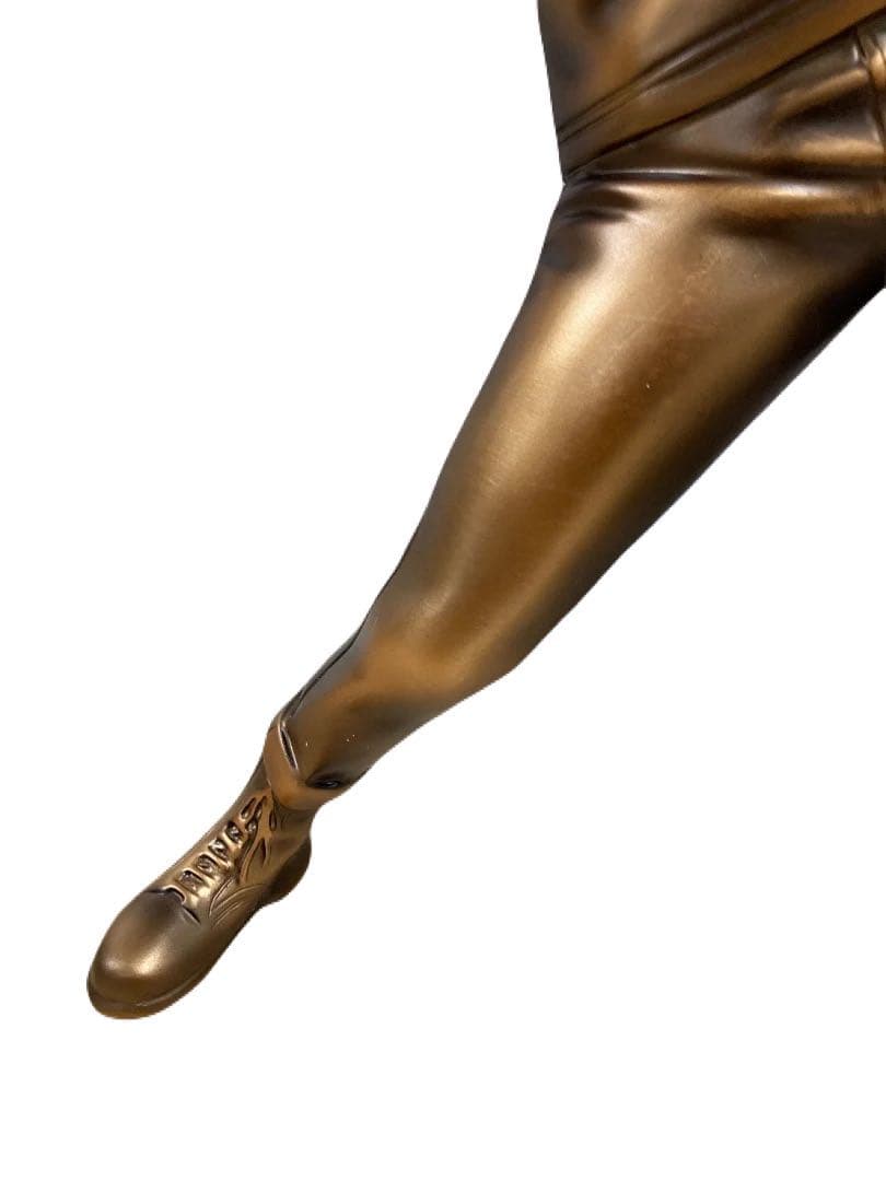 美品　ブロンズ製　FLOWER BOMBER BRONZE STATUE #2