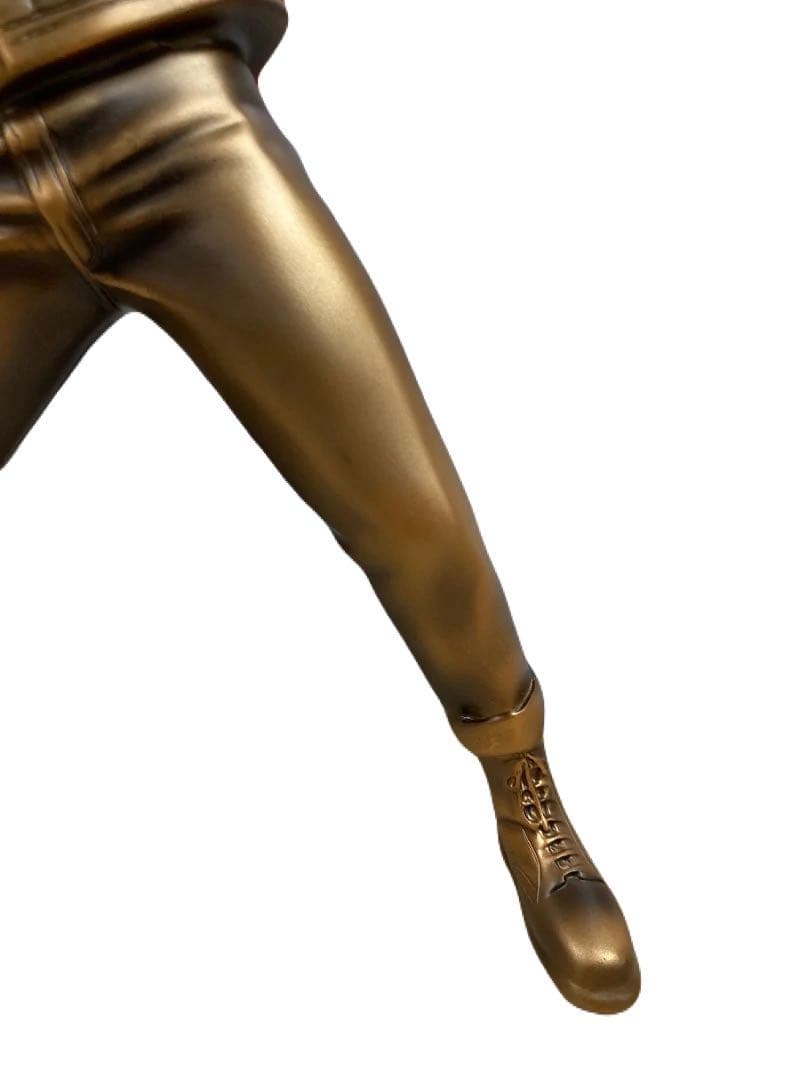 美品　ブロンズ製　FLOWER BOMBER BRONZE STATUE #2
