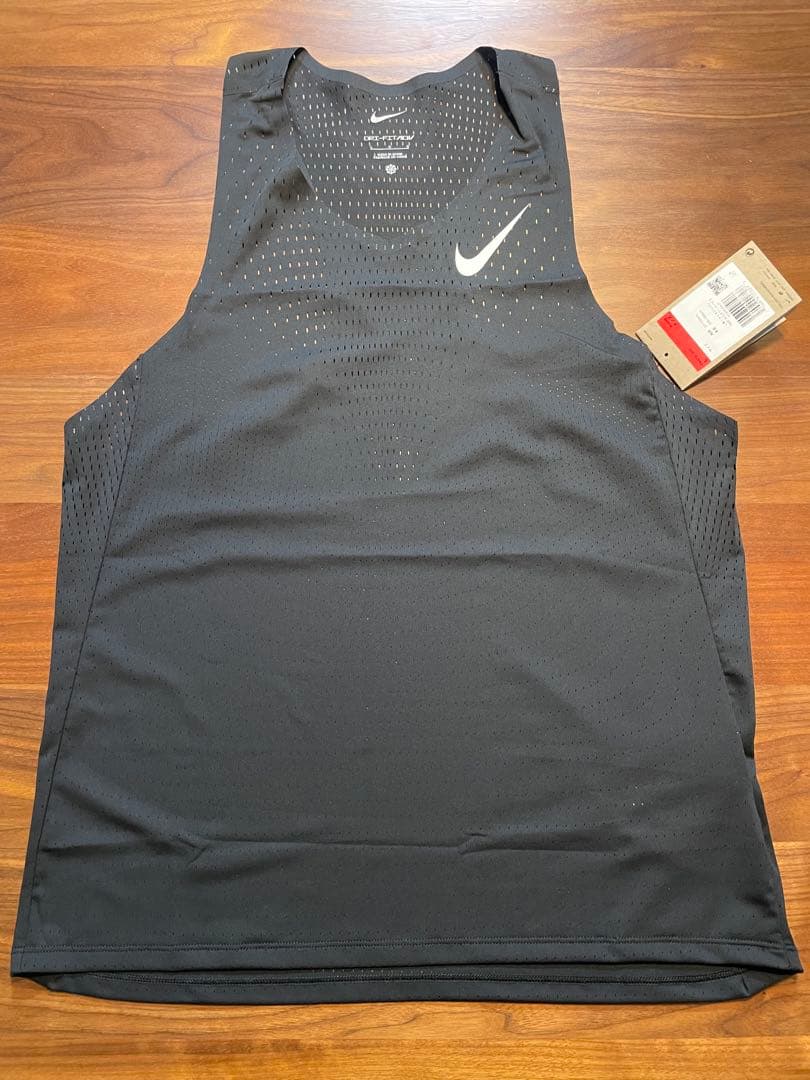 【新品】NIKE エアロスイフト シングレット ブラック Lサイズ