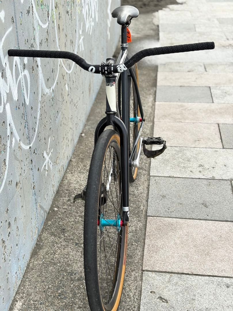 (希少) charge bikes plug (引取限定) 最終値下げ