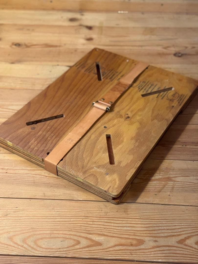 YOKA パネルテーブル　ヨカ　PANEL TABLE
