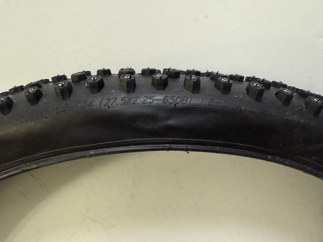 シュワルベ ICE SPIKER PRO スパイクタイヤ 27.5×2.25