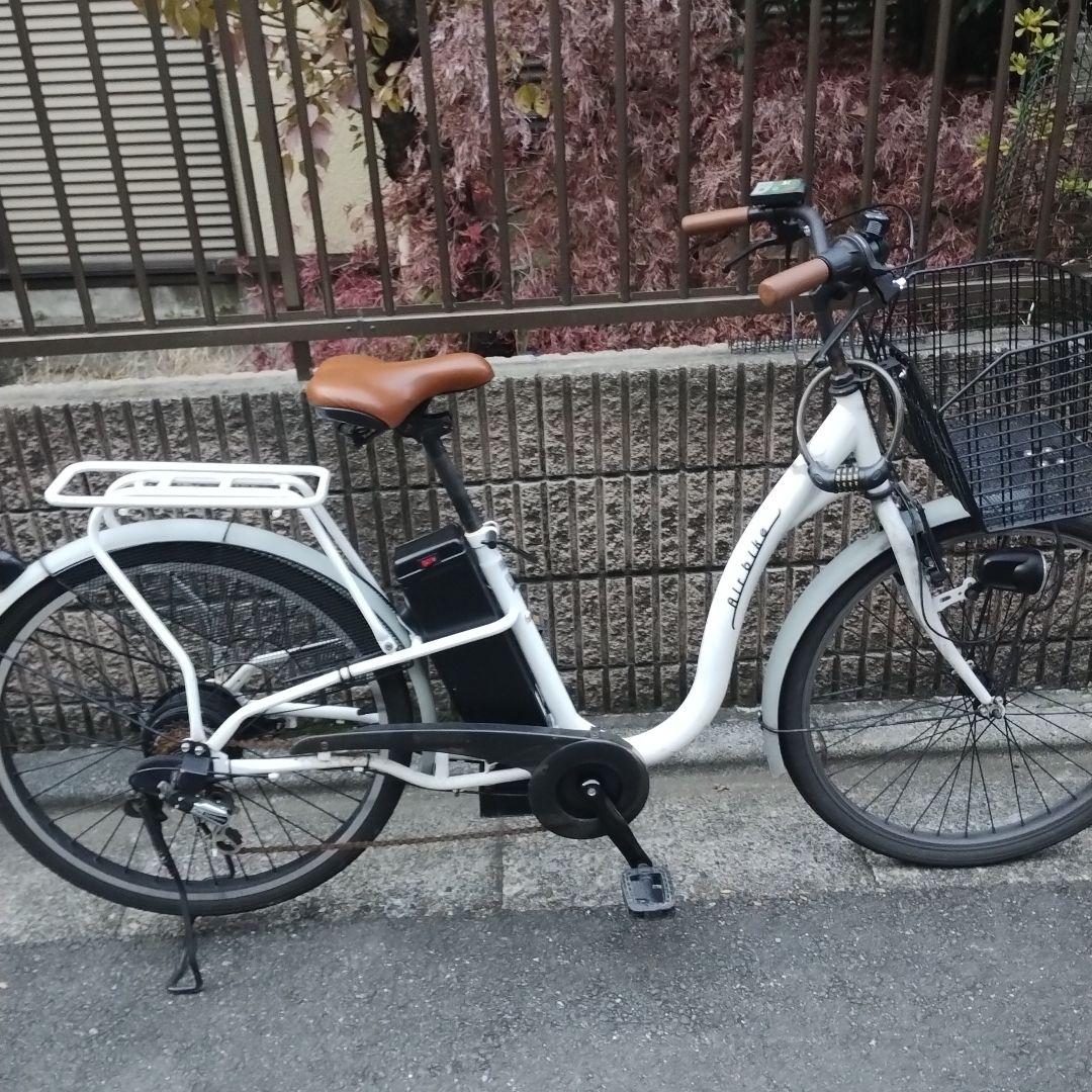 達*也様 電動アシスト自転車 ホワイト シティタイプ充電器付き