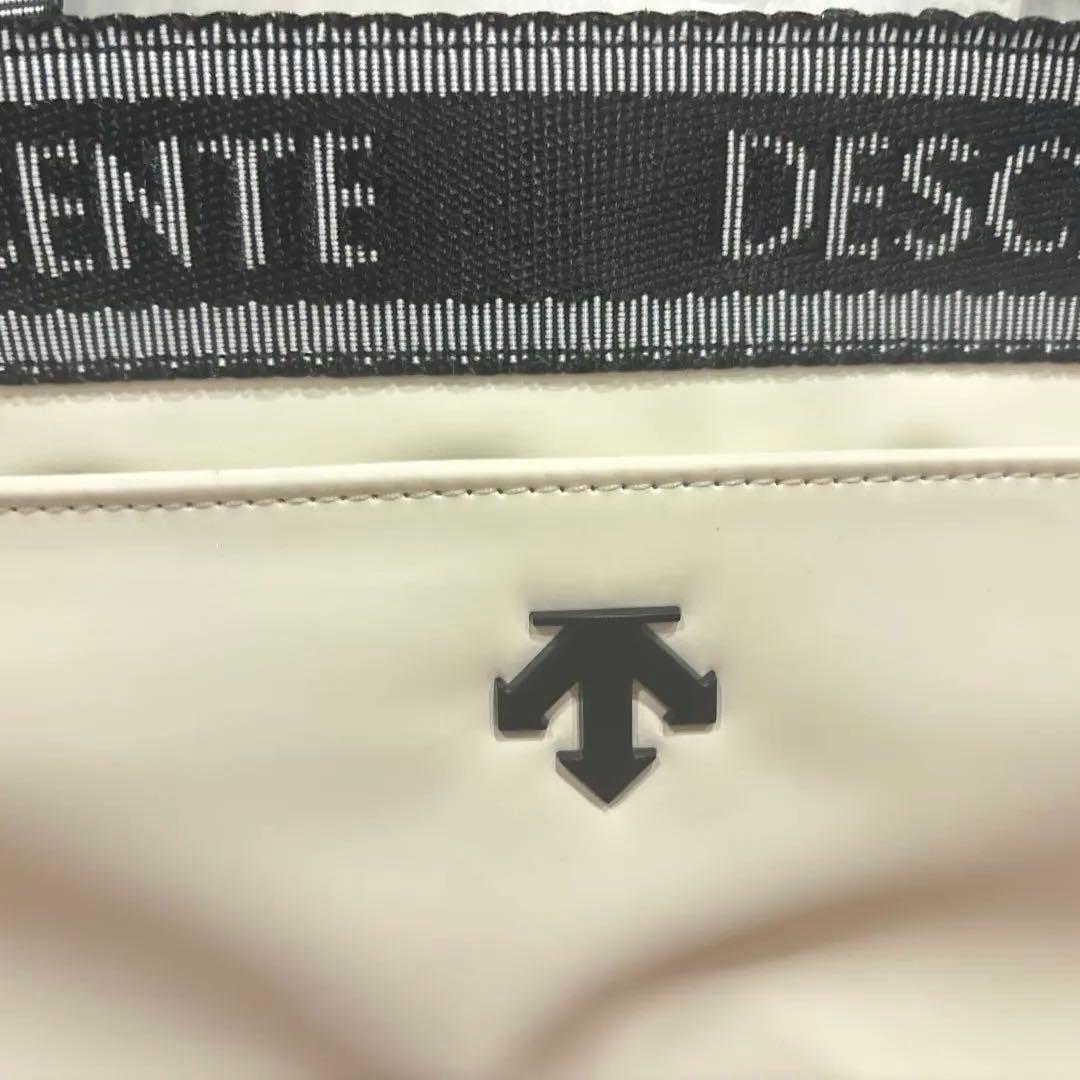 DESCENTE ゴルフバッグ ホワイト
