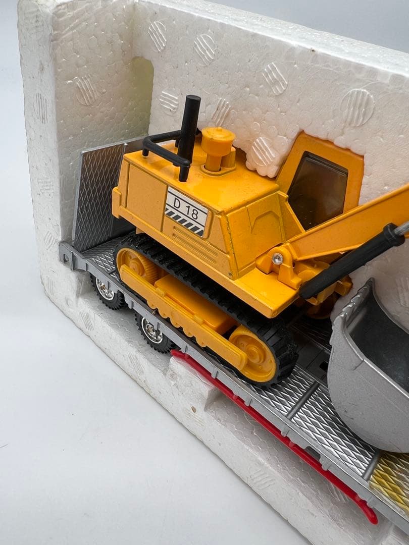 ミニカー No148 Kenworth Tractor and Excavator
