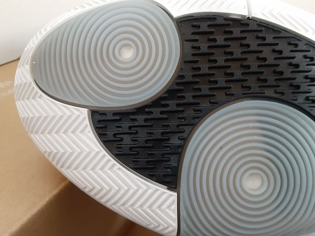 アディダス adidas HARDEN 8 ハーデン8 30.0㎝