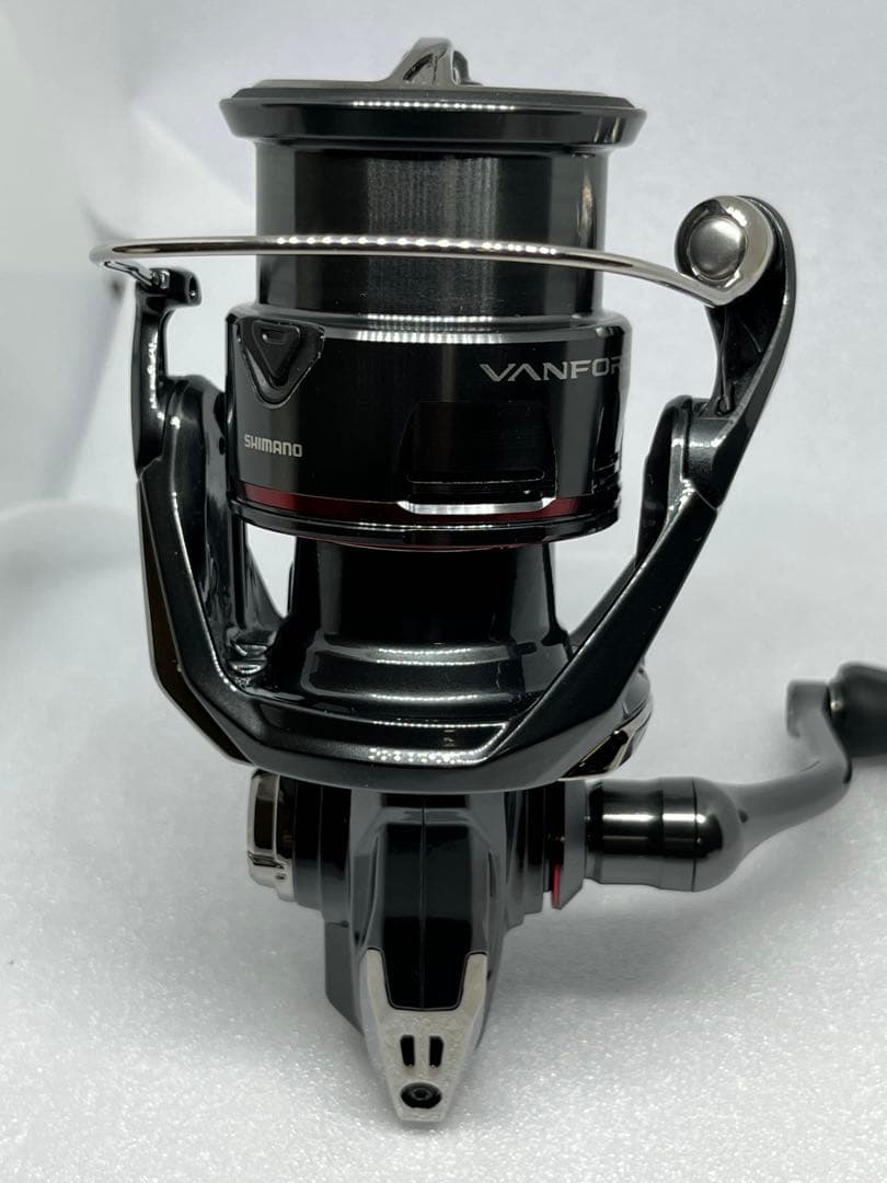 【超美品】シマノSHIMANO 24VANFORDヴァンフォード 2500SHG