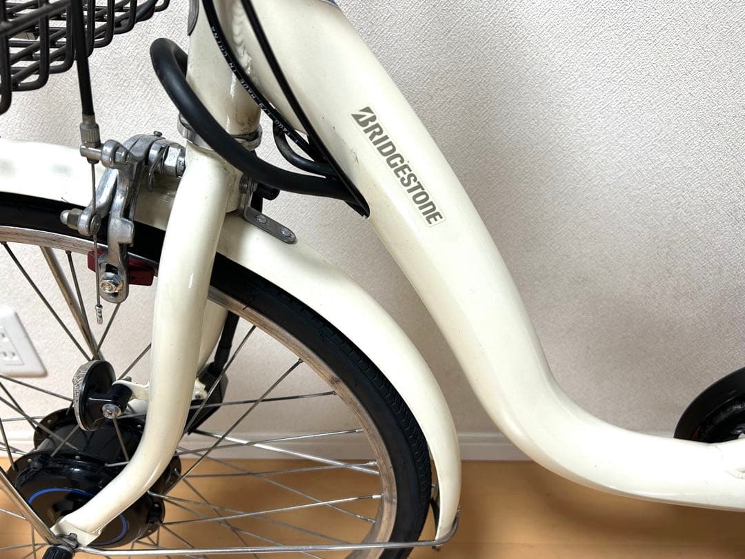 清掃員様用(送料込み) 電動自転車　ブリヂストン　フロンティア　前後タイヤ新品